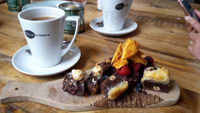 Bunker Coffee And Kitchen