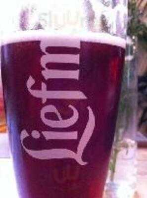 Stirlings Bar Lounge & Eatery