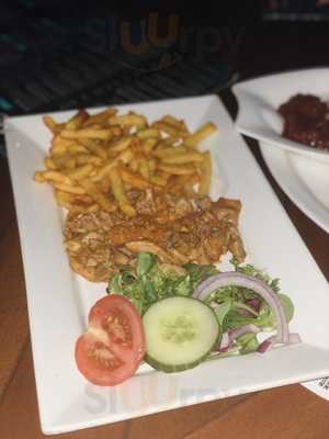 Argeela Lounge & Grill