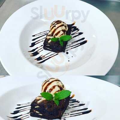 The Boundary Pub & Restaurant