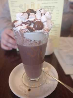 The Cafe Chapel Yard