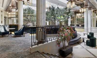 The Bar & Lounge At The Midland