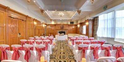 The Bar & Lounge At The Midland