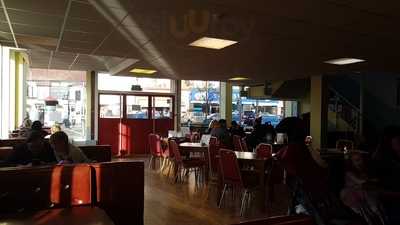 Dolphin Coffee House And Cafe