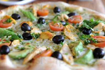 L' Italiano Gourmet Pizza