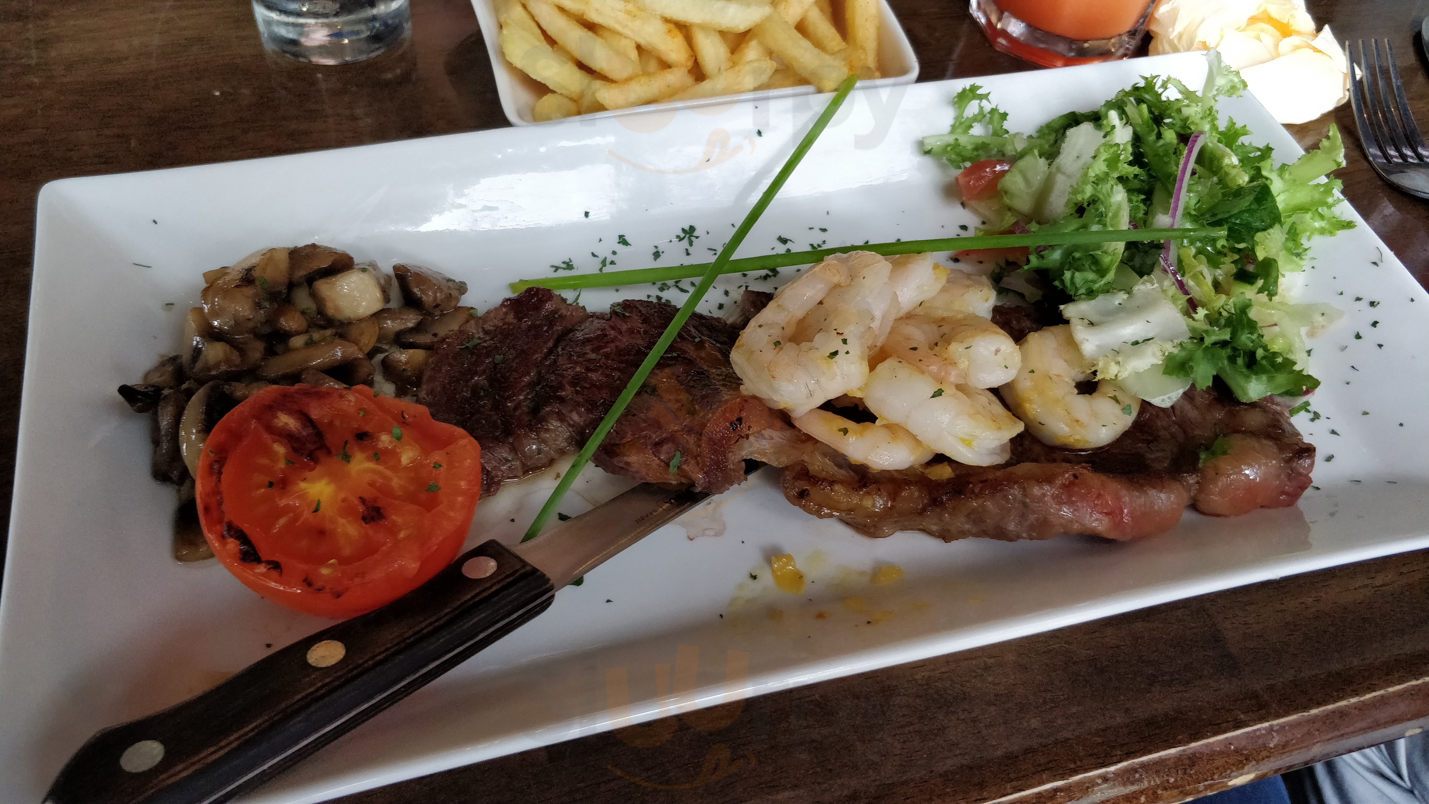 Cs Central Station Bar & Grill