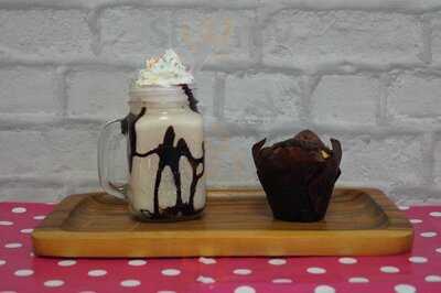Shake & Cake