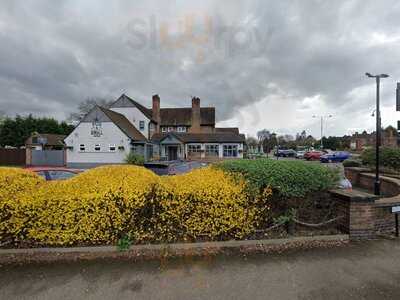 Kuddles Bar And Grill