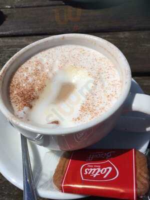 The Farmers Arms Inn