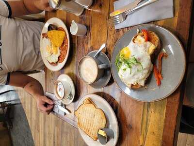 The Moo Cafe At Farmer Copleys