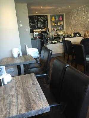 Idle Lounge Coffee House