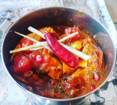 Honeycomb Bar And Restaurant