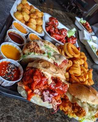 Lost Boys Chicken At The Joker Pub