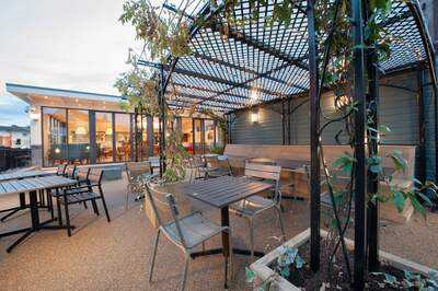 The Wagon And Horses - Jd Wetherspoon