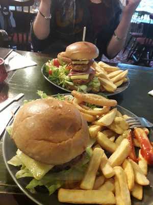 The Winch Pub & Restaurant