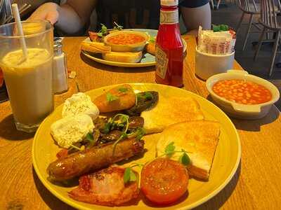 Giraffe Leeds Trinity