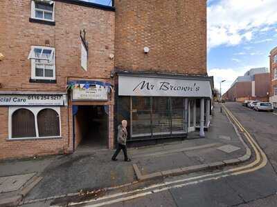 Mr Brown Sandwich Shop