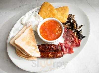 Lemon Pepper & Sprinkles Cafe