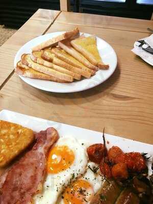 Cosentino's Italian Cafe Bar