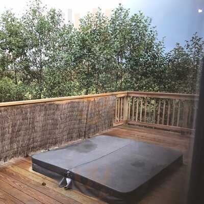 Kingswood Golf Course