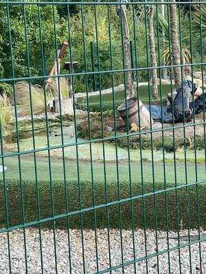 Kingswood Golf Course