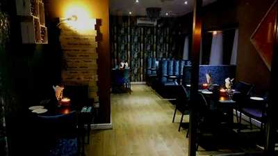 Aroma Restaurant & Grill