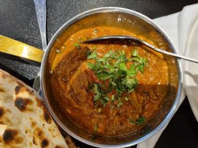 Aroma Restaurant & Grill