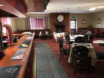 White Horse Inn Bar & Restaurant