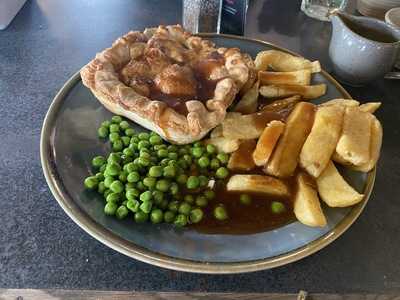 White Horse Inn Bar & Restaurant