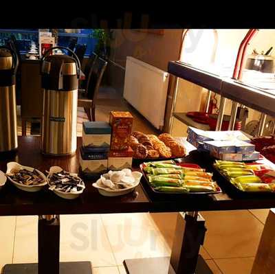 Beech Mount Hotel & Arthurs Restaurant