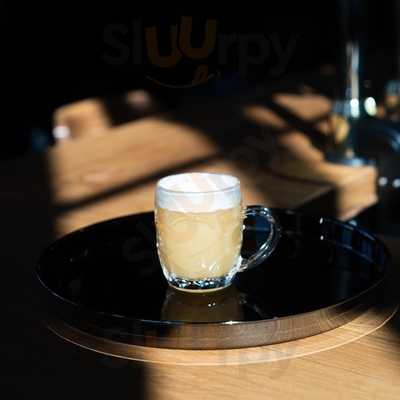 The Crown And Kettle