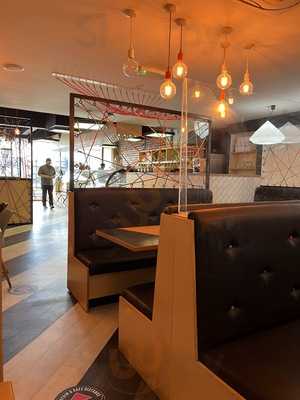 Sweet The Dessert Shop