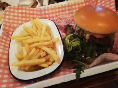 The Pear Tree Inn Pub