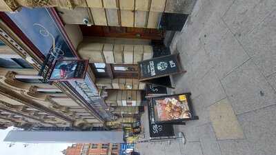 The Piccadilly Tavern