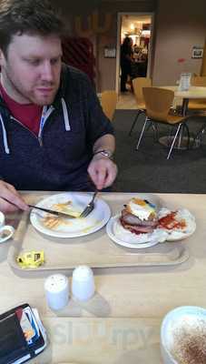 Courtyard Restaurant