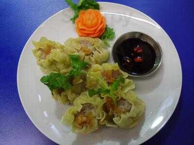 May's Thai Malaysian Cafe