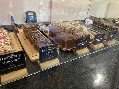 Cafe In The Courtyard