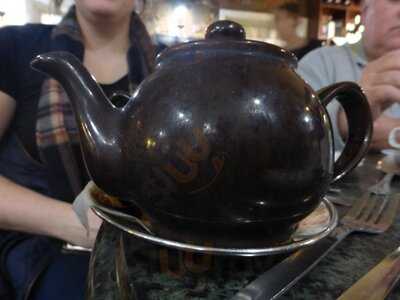 Cromwells Restaurant And Tea Room