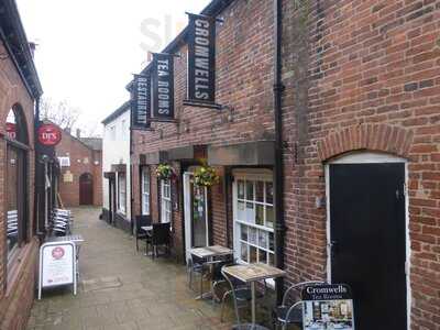 Cromwells Restaurant And Tea Room