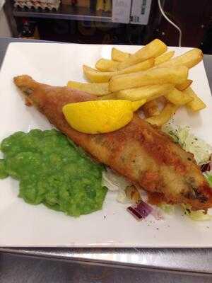 Cromwells Restaurant And Tea Room