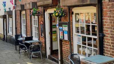 Cromwells Restaurant And Tea Room