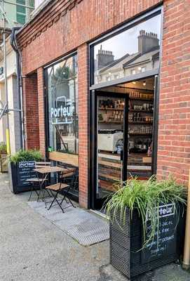 Porteur Cafe