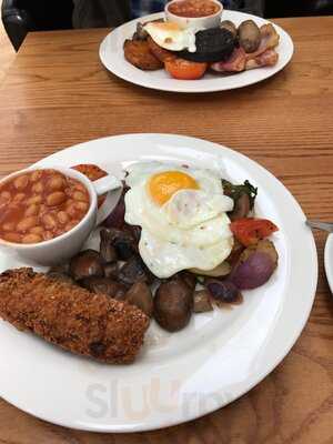 The Garden Restaurant At Woodlands Nursery & Garden Centre