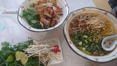 Sai Gon Pho Noodle Bar & Cafe