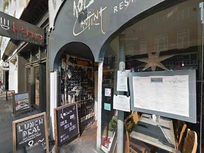 Sai Gon Pho Noodle Bar & Cafe