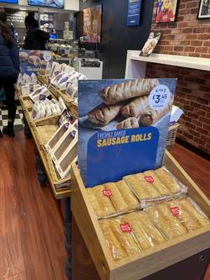 Greggs - 7a Piccadilly