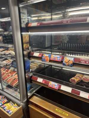 Greggs - 7a Piccadilly