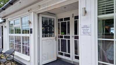 Olivers On The Mount Cafe And Bar