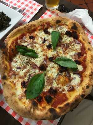 Sicily Trattoria Pizzeria Da Rocco E Bruno