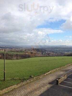 The Golcar Lily Pub And Restaurant